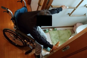 自居でのトイレ・入浴が安全に行えるよう、環境整備や動作の練習を行います。